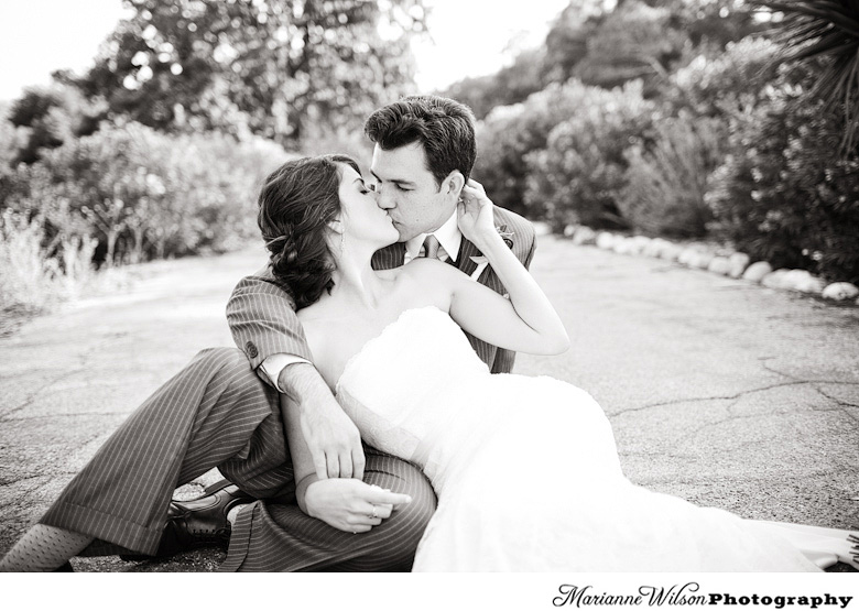 classic bride and groom wedding photo