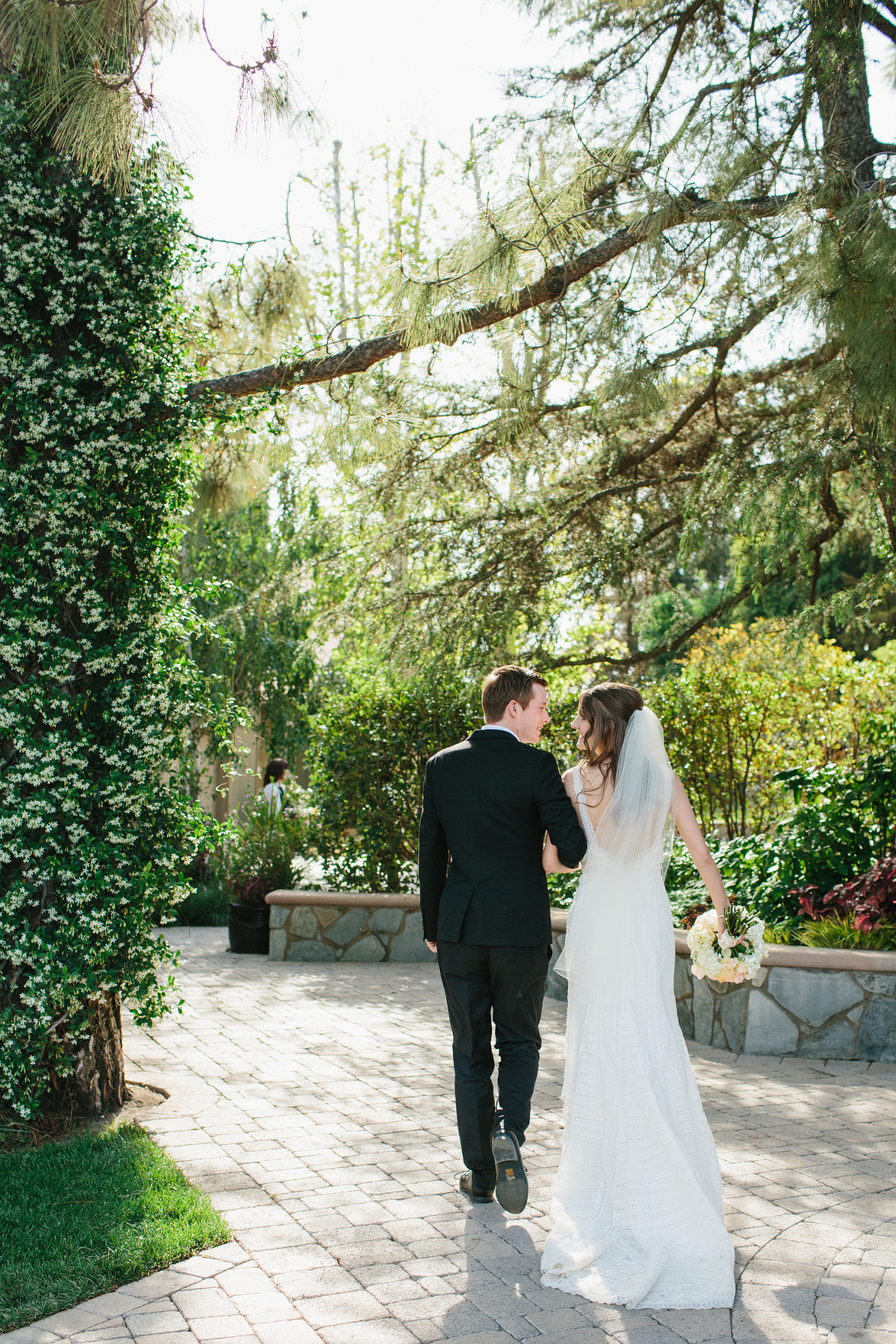 Maravilla Gardens Photographer: Christine + Taylor