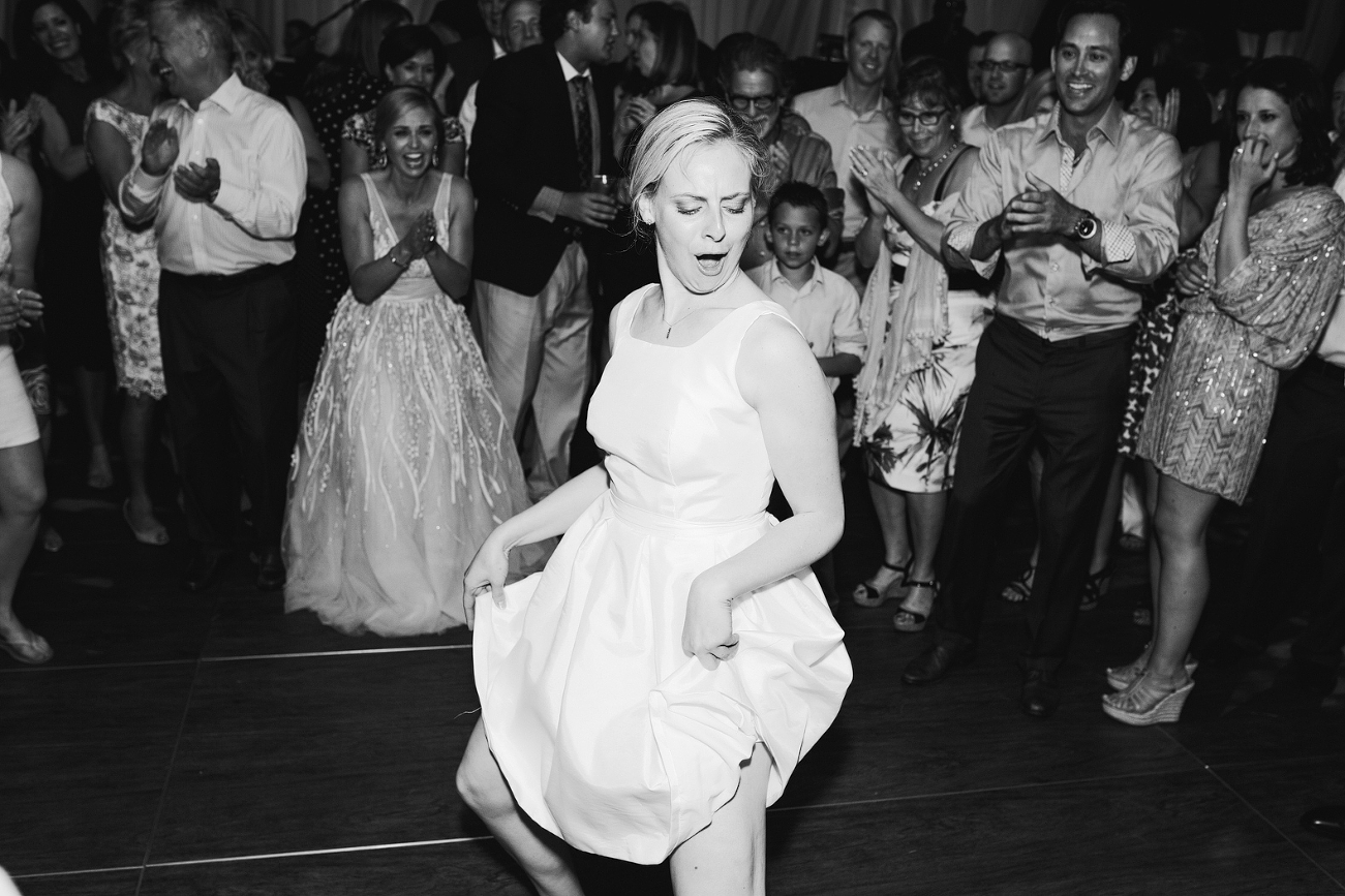 This bridesmaid knew how to cut a rug.