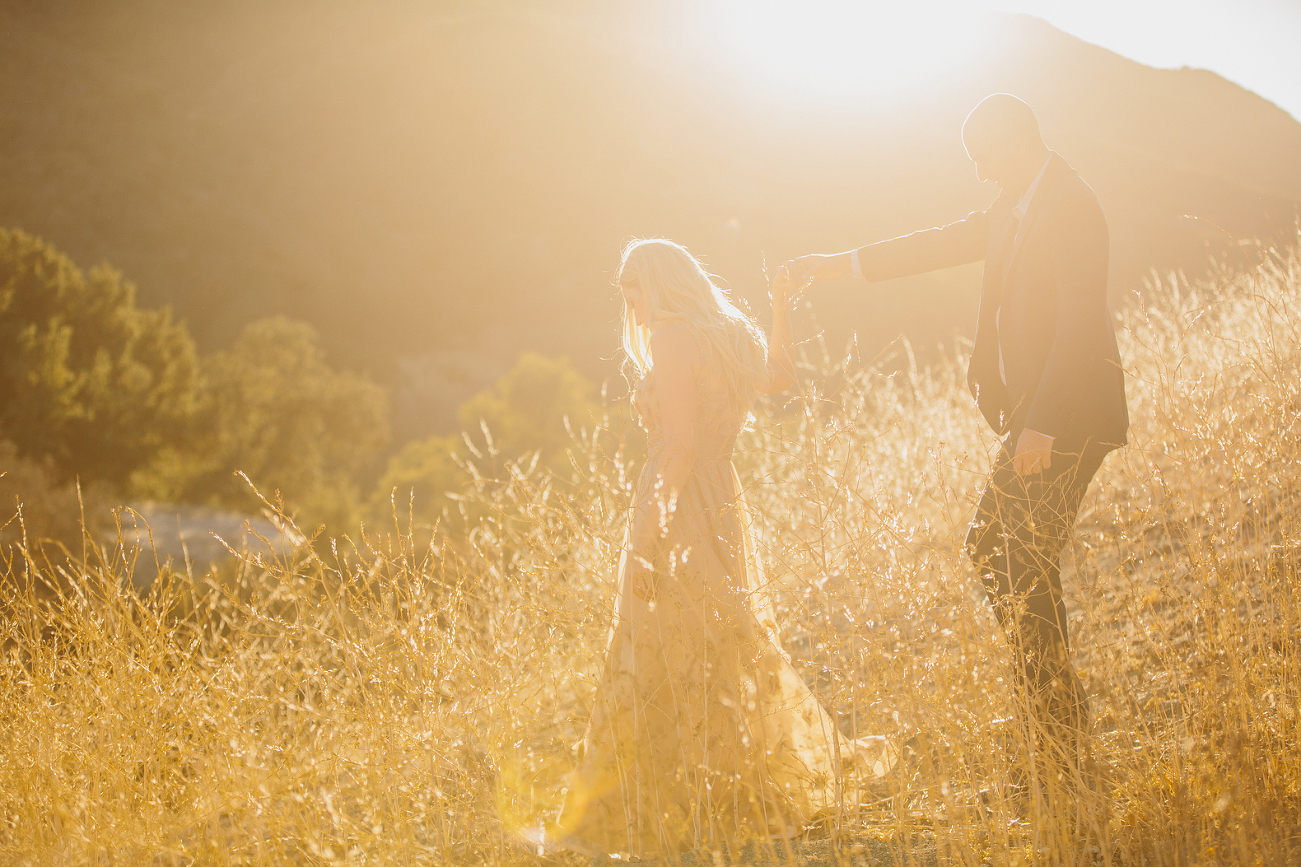 Glamerous Beach and Hills Engagement: Sidney + Steve