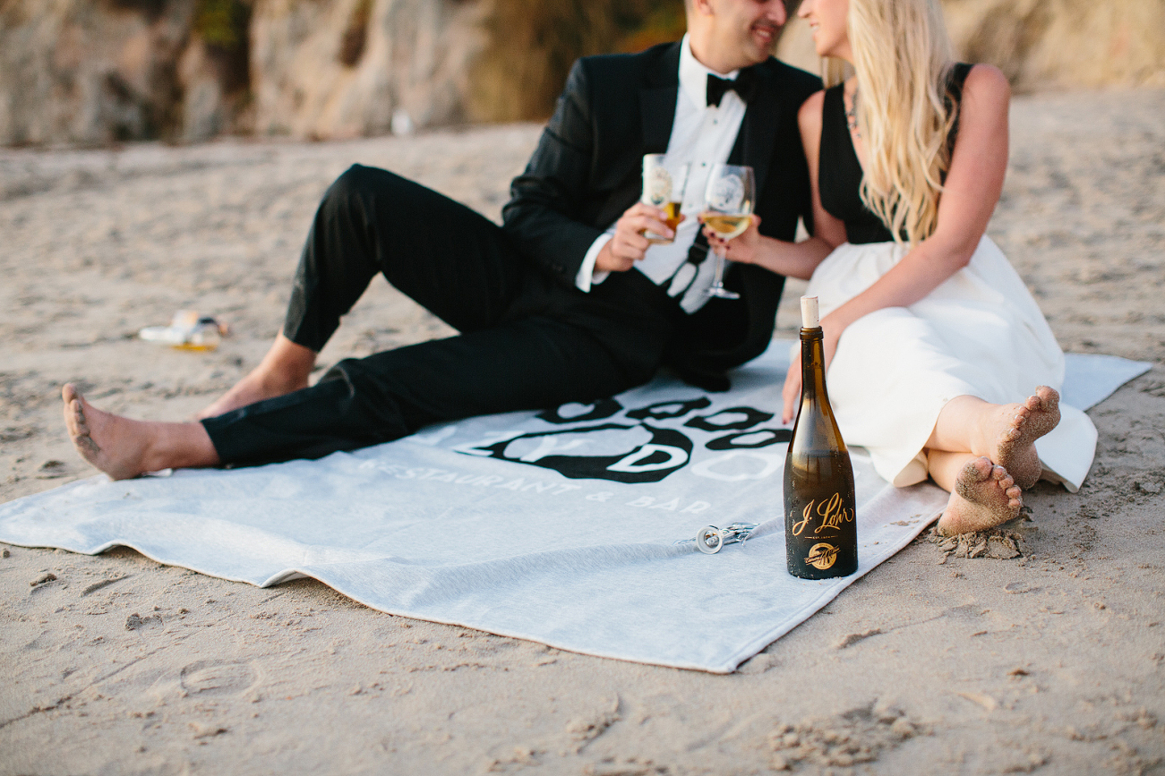 Glamerous Beach and Hills Engagement: Sidney + Steve