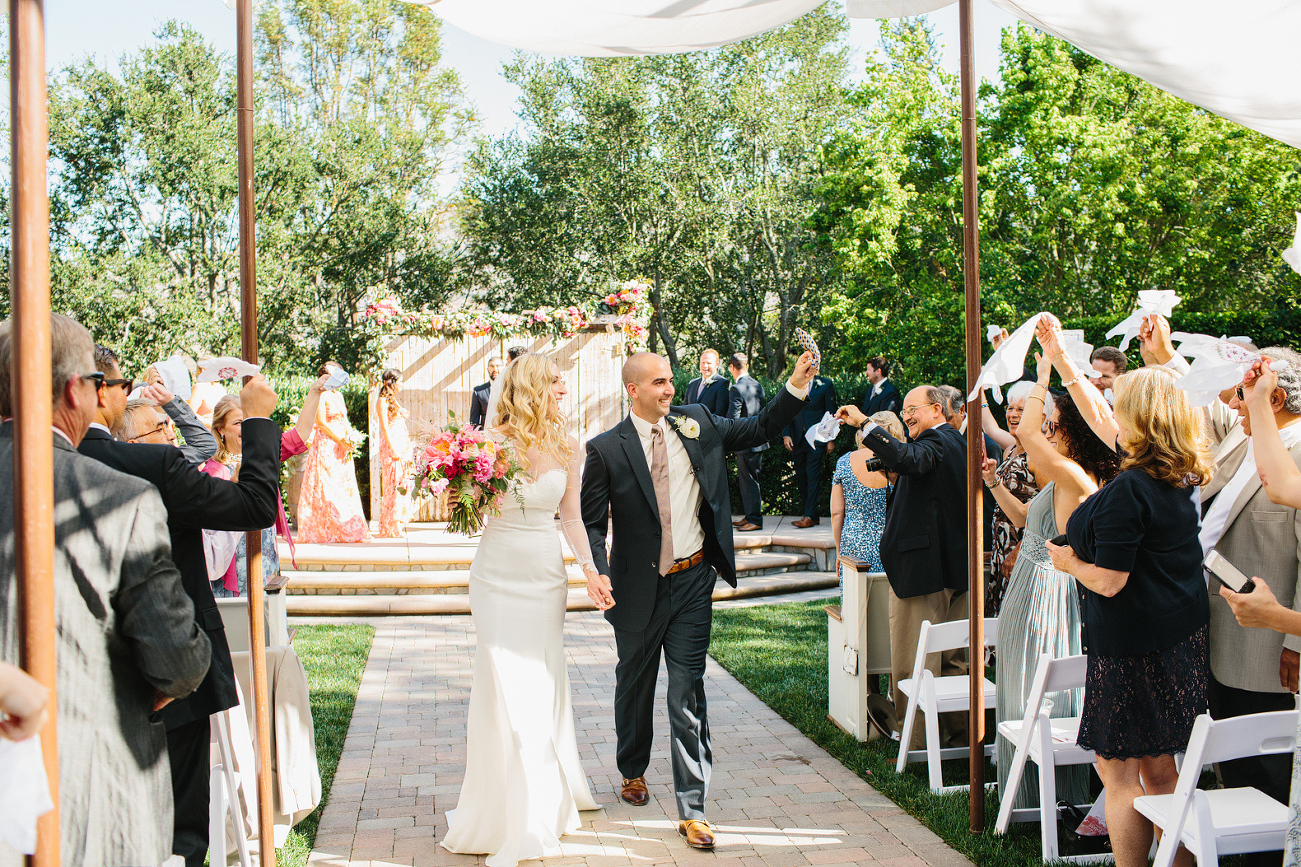 All the guests waved their hankys as Sidney and Steve walked down the aisle. 