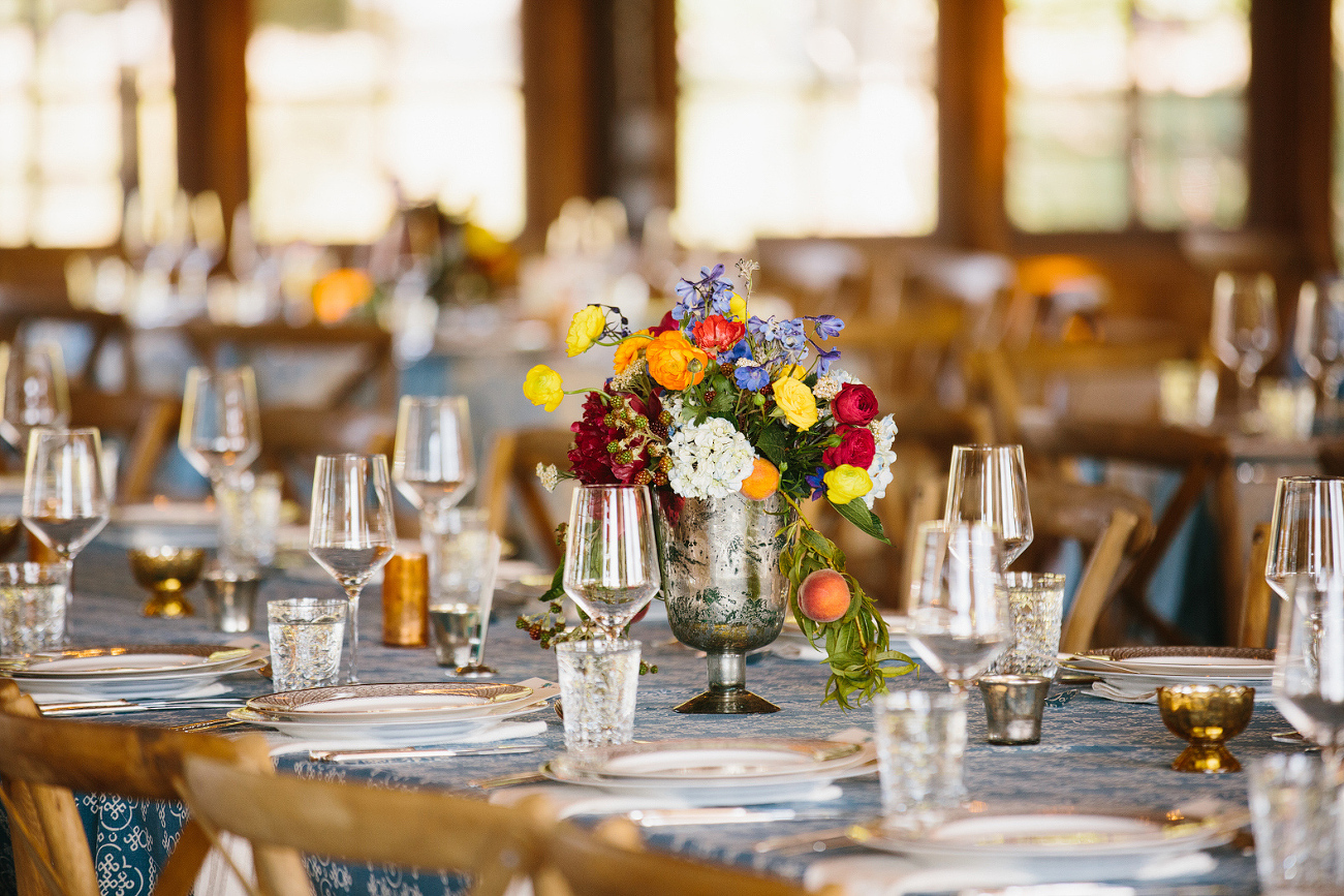 A photo of the table centerpiece. 