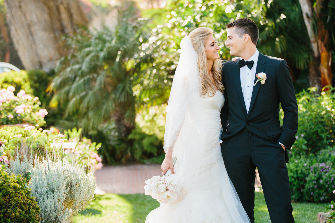 A sweet photo of Jaclyn and Nick at the reception site. 