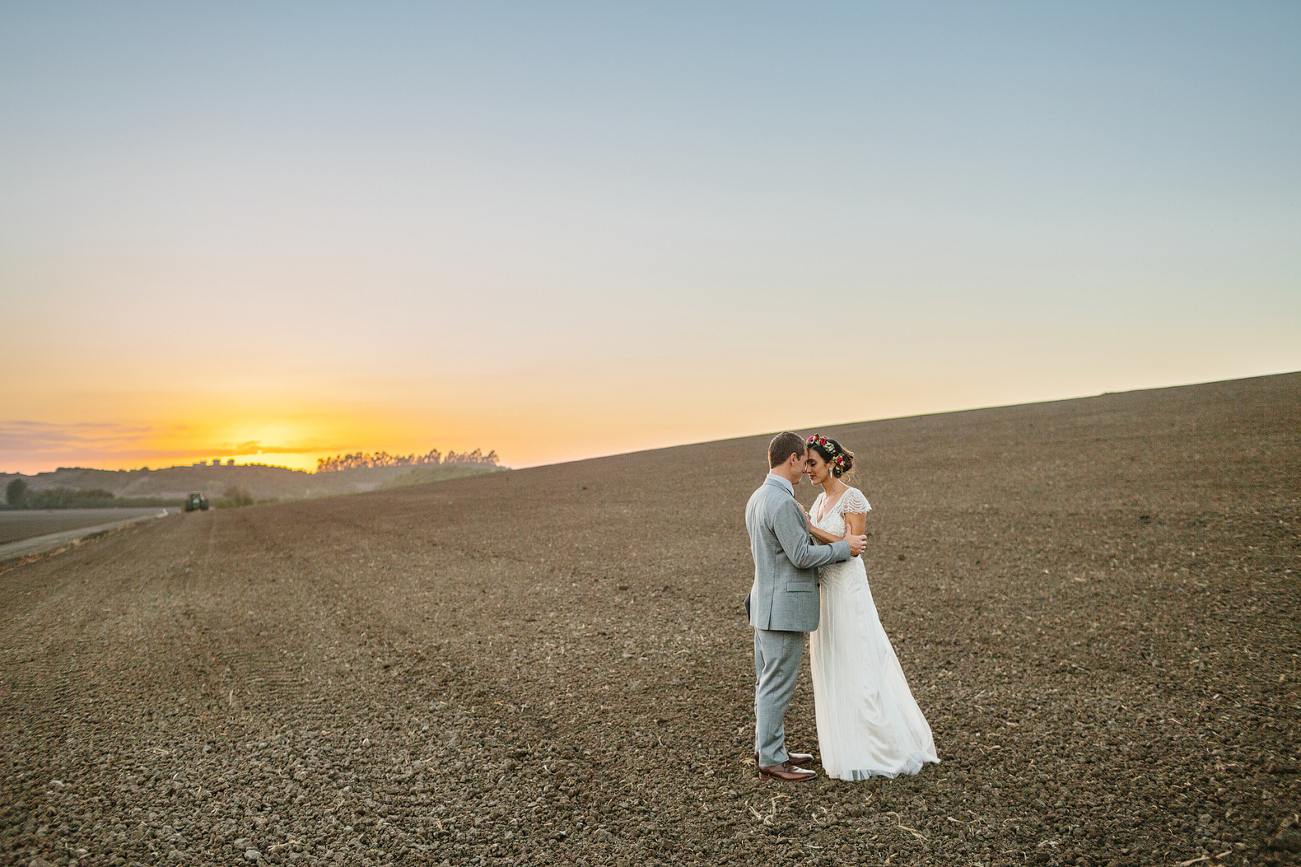 Sunset photos in the fields. 