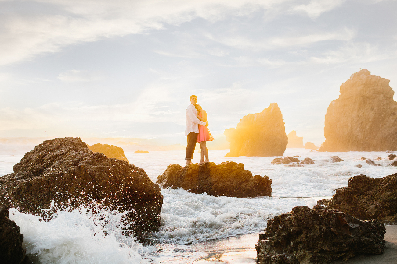 A perfect beach photo of Britt and Steve. 