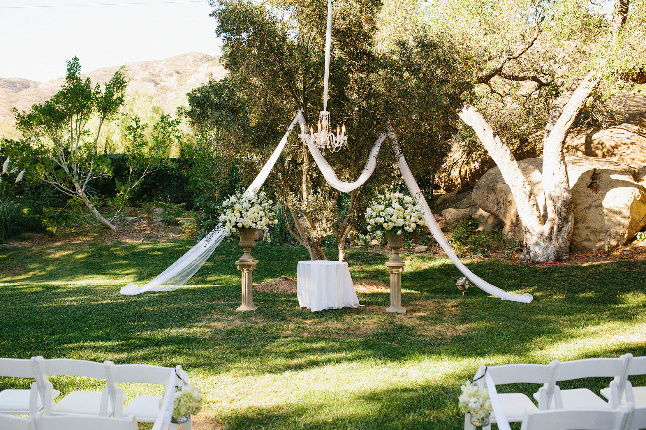The beautiful outdoor ceremony space. 