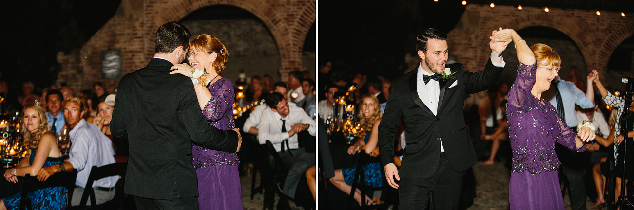 The groom also had a special dance with his mother. 