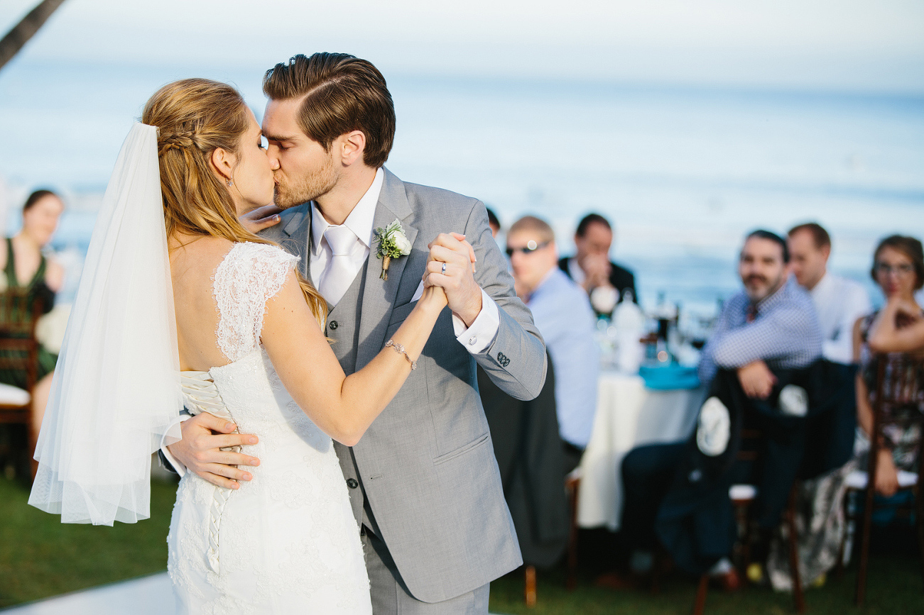 A kiss during the first dance. 