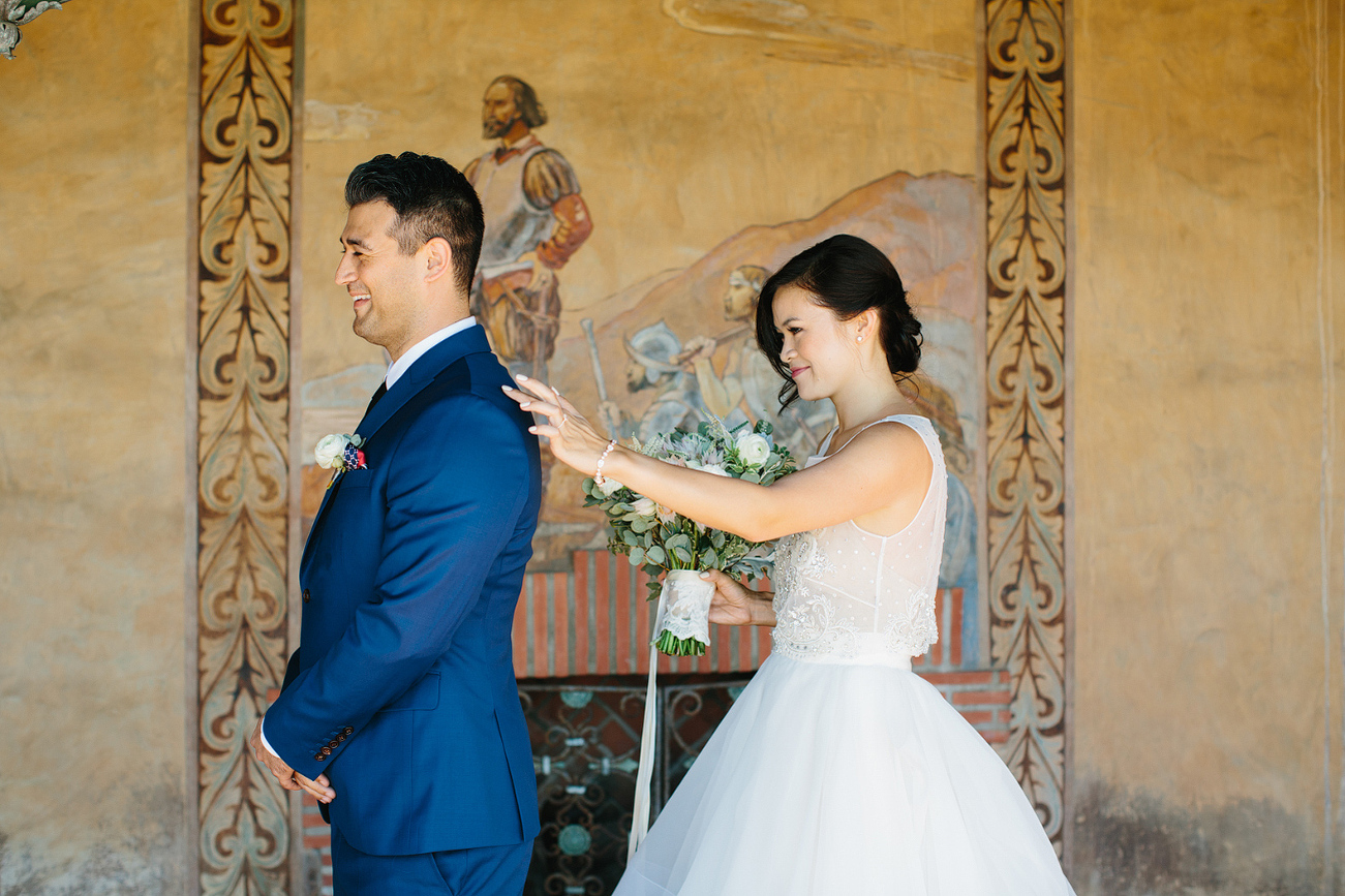 Maily + Hajime had a special time to see each other before the ceremony. 