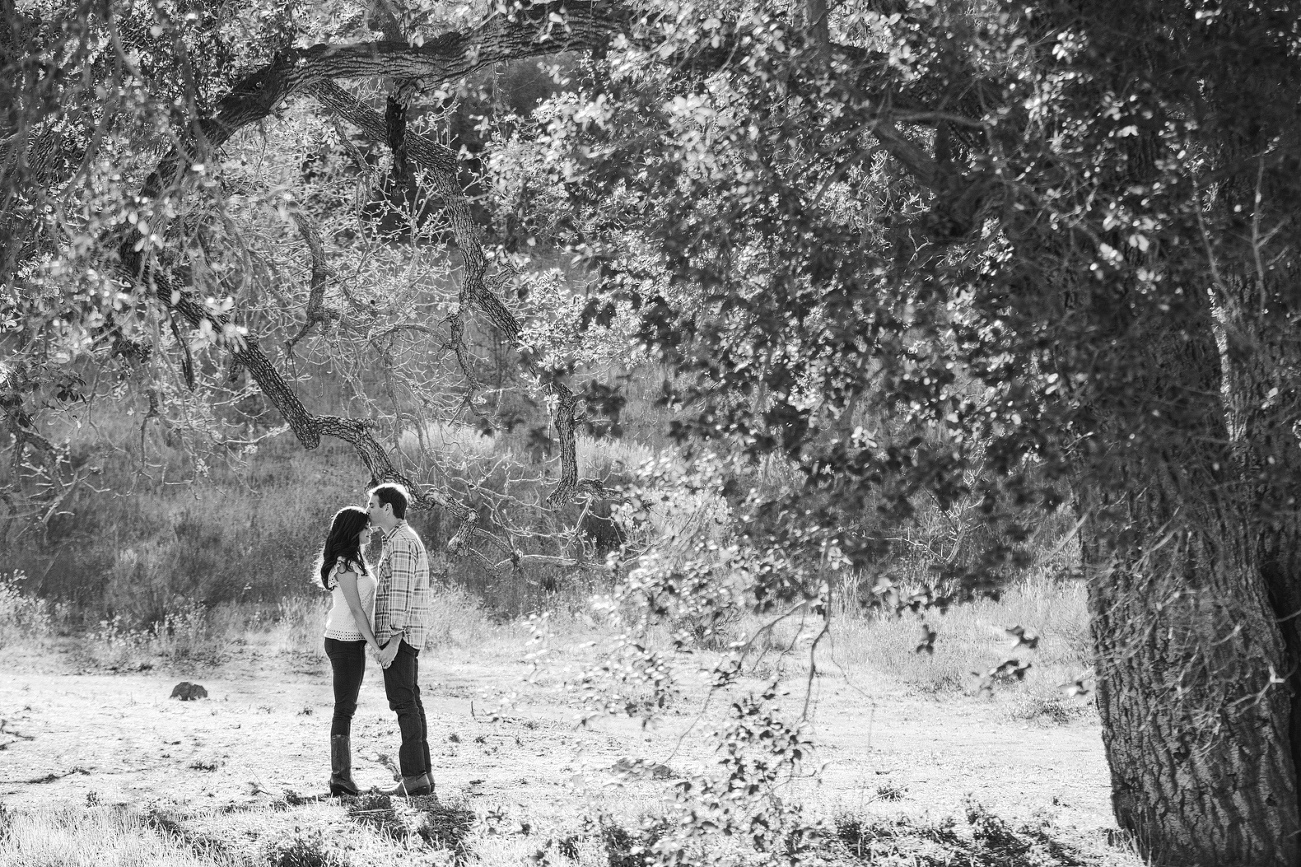 A black and white photo of Miren and Peter. 