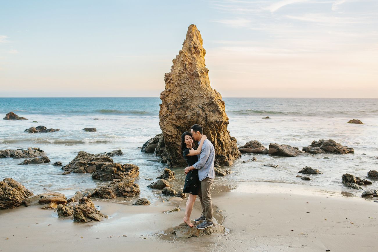 Beach-Engaged-008